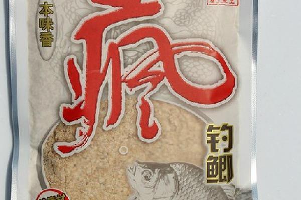 秋季用蚯蚓能否钓获鲫鱼，可以钓获但效果或许不如商品饵料