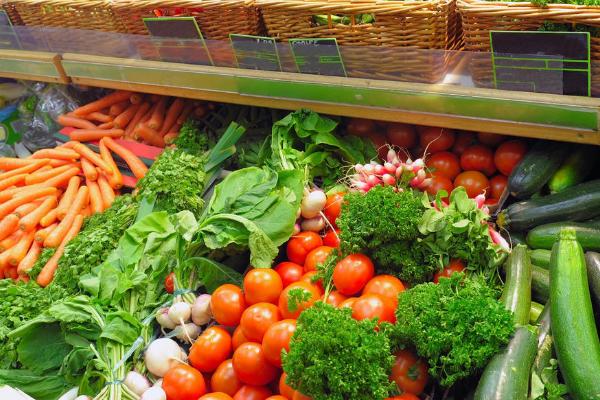 有机蔬菜是什么，是指生产期间没有使用化肥和化学制剂、经过鉴定认证的蔬菜产品