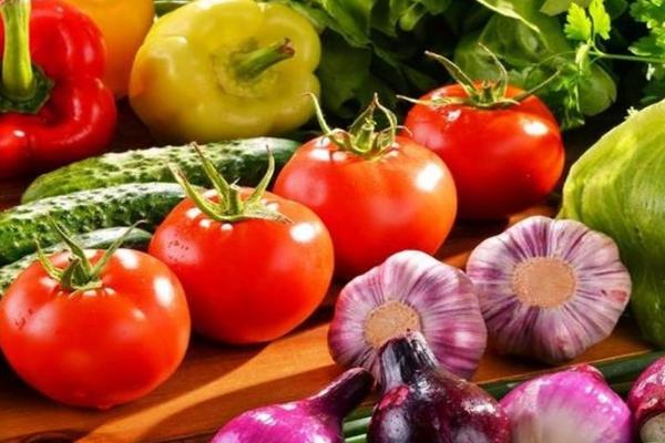 有机蔬菜是什么，是指生产期间没有使用化肥和化学制剂、经过鉴定认证的蔬菜产品